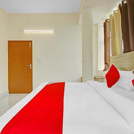 Oyo Flagship 80772 Hotel The Grand Rdc Ghaziabád Exteriér fotografie