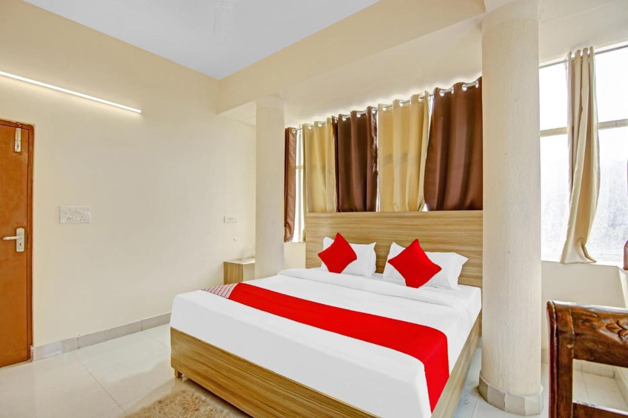 Oyo Flagship 80772 Hotel The Grand Rdc Ghaziabád Exteriér fotografie