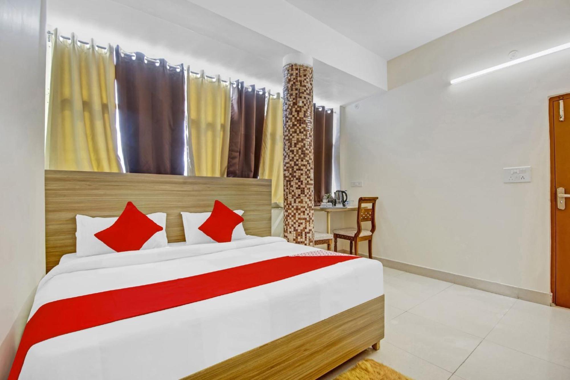 Oyo Flagship 80772 Hotel The Grand Rdc Ghaziabád Exteriér fotografie